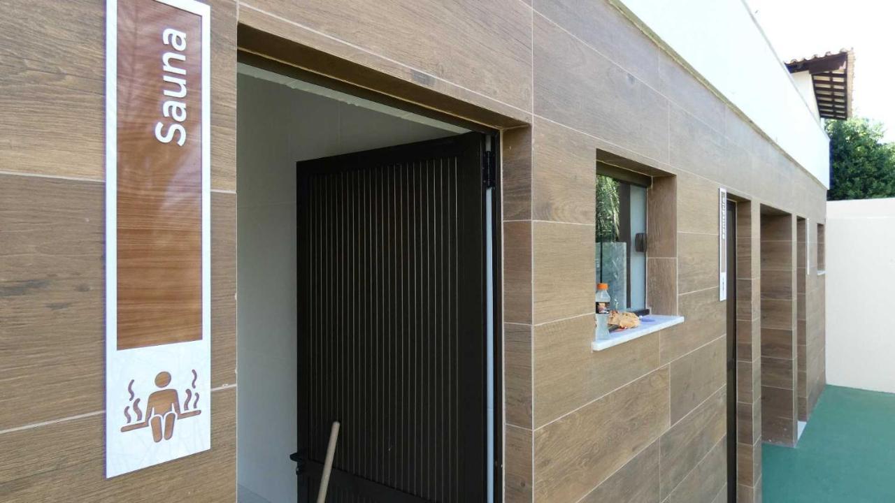 Apto Guarajuba Praia Condominio Porto Smeralda-100 Metros Da Praia Kültér fotó